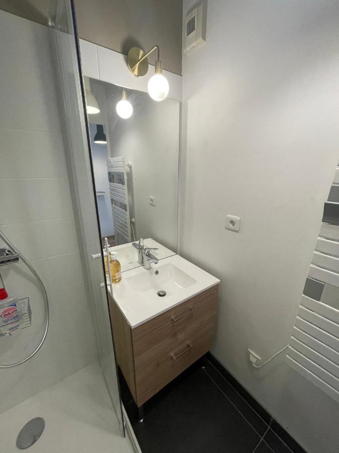 Alp Chartres - Grand Studio Avec Terrasse Et Parking Ngoại thất bức ảnh